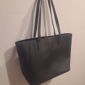 Black Structured Tote | Classic Everyday Bag